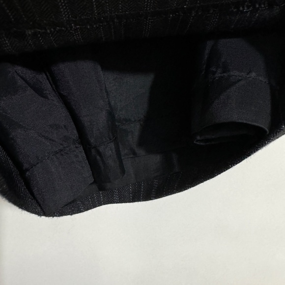 Carlisle Women’s Size 6 Small Gray Stripe Wool Blend Button Detail Trouser Pants - Picture 7 of 9